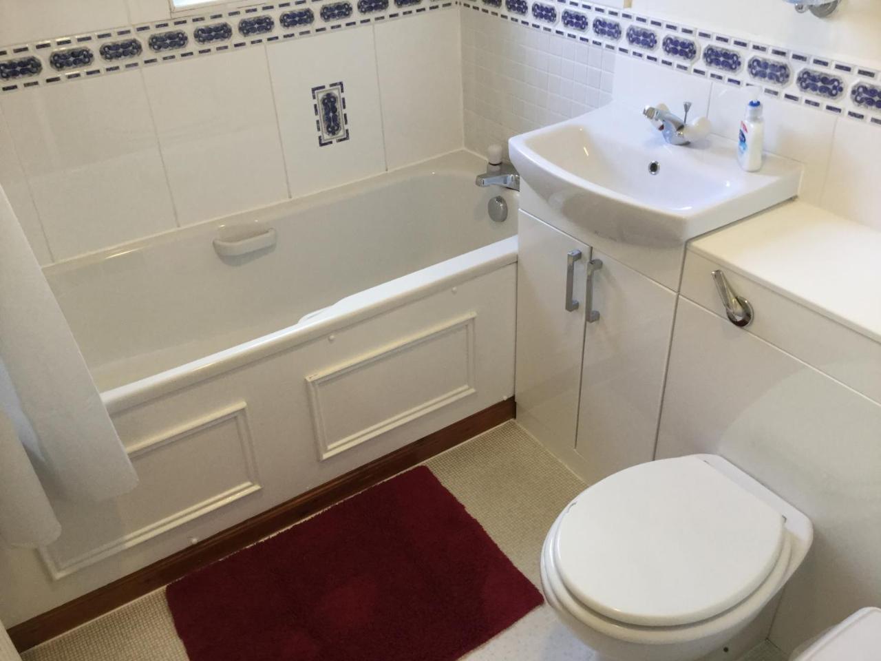 Two-Bedroom Apartment - Golf View Free Parking Inverness Extérieur photo