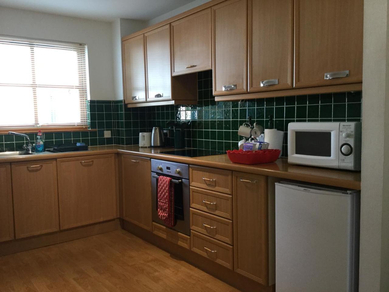 Two-Bedroom Apartment - Golf View Free Parking Inverness Extérieur photo